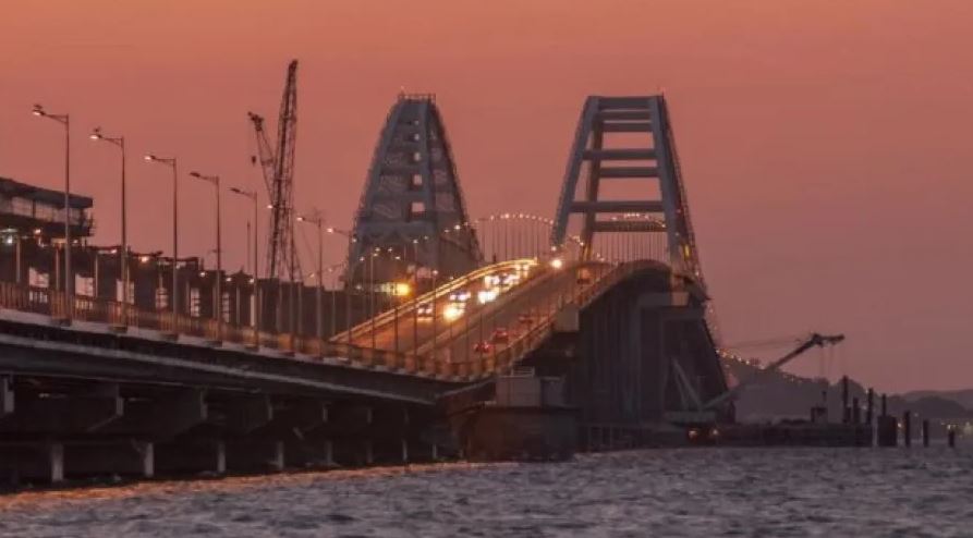 Землетруси добʼють Кримський міст, процеси незворотні, - сейсмолог